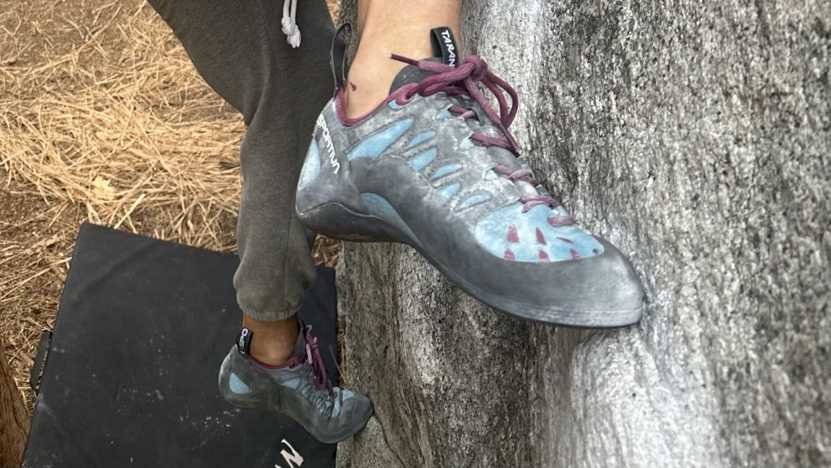La Sportiva Tarantulace - Women's Review (Affordable, comfortable, and well-designed, the Tarantulace is a shoe that any beginner climber can grow with.)