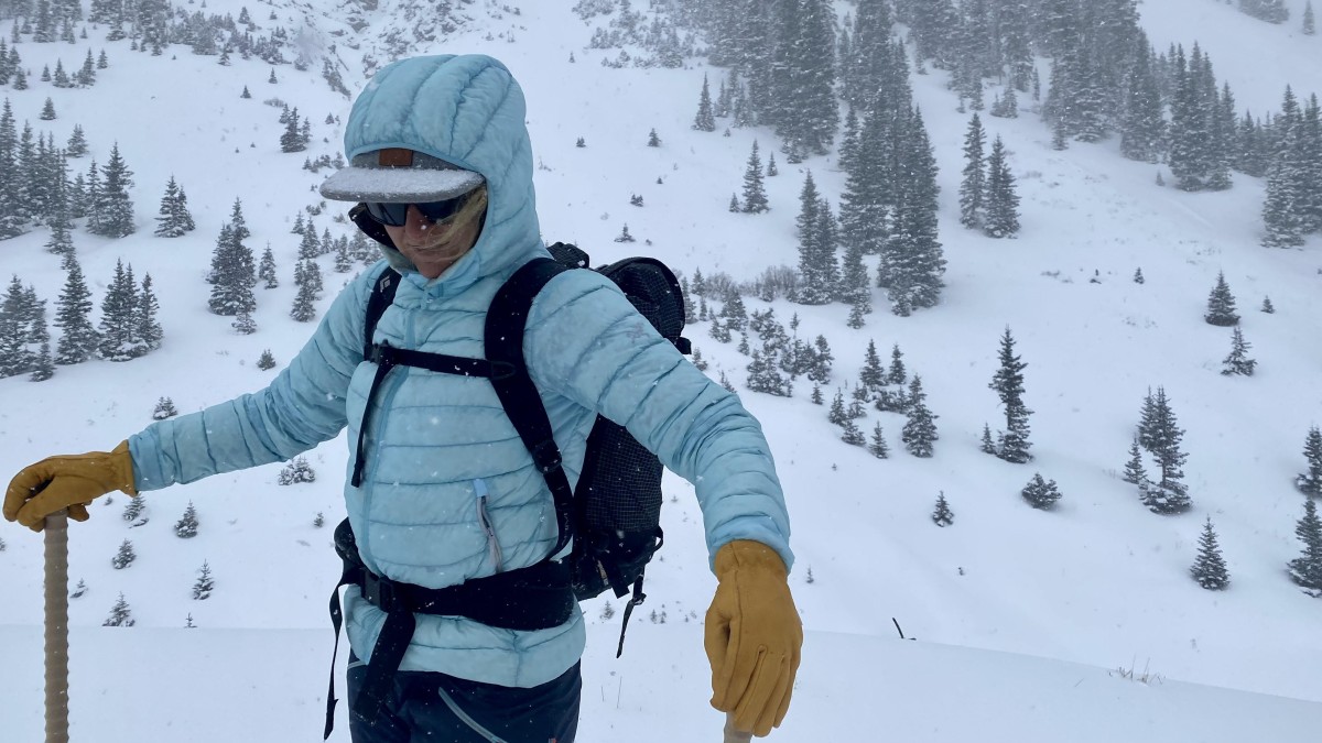 Arc'teryx Cerium Hoody - Women's Review (The adjustability and mobility of the Cerium makes it a pleasure to move in. Note how the pockets sit conveniently...)