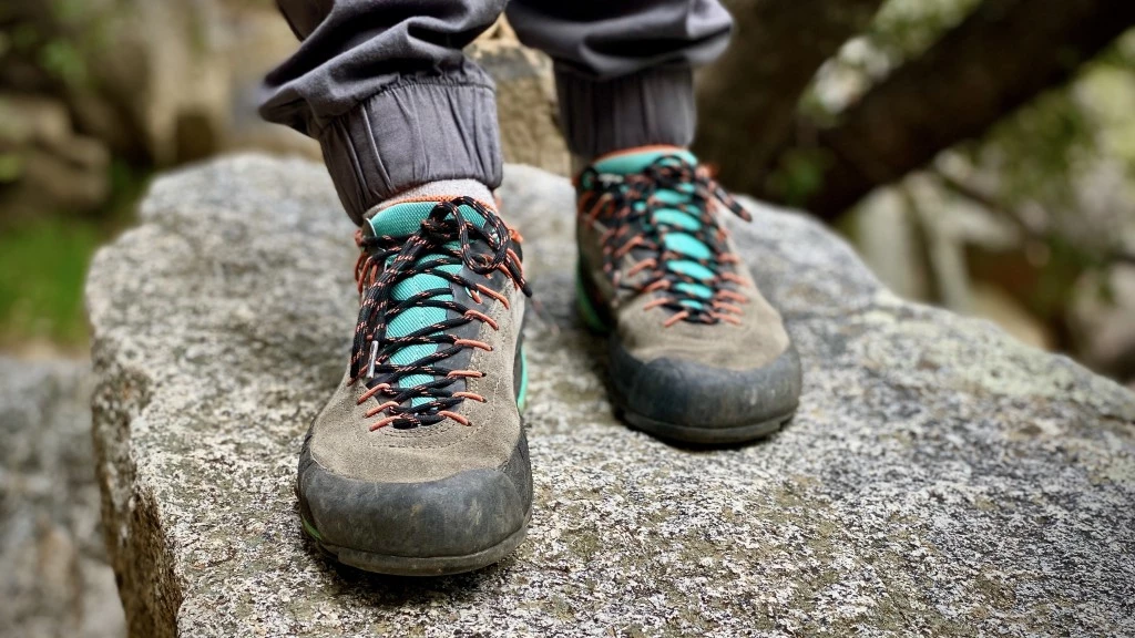 hiking shoes womens - the tx4 has a rand that wraps around the base of the shoe that...