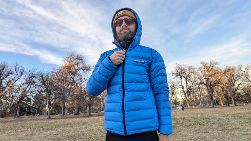 down jacket men - a quality hood will greatly increase a jacket&#039;s warmth.