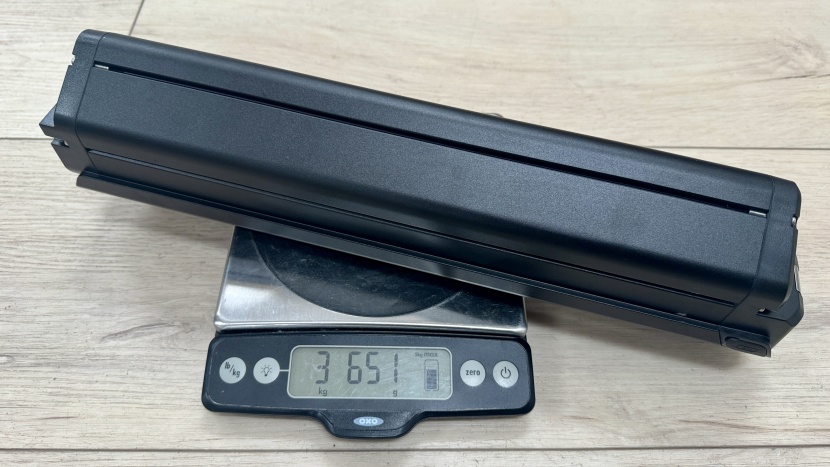 ride1up lmt&#039;d v2 - with an overall weight of 60.8 lbs, the battery makes up over 8 of...