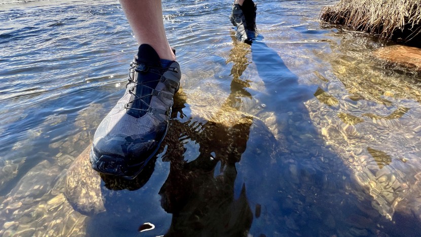 salomon x ultra 4 gore-tex - we stayed dry in the x ultra 4 thanks to its gore-tex membrane.