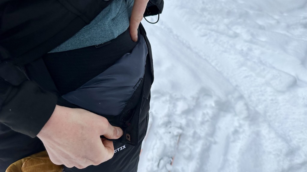 ski pants womens - the arctix is an insulated pant that excels at keeping the wearer...