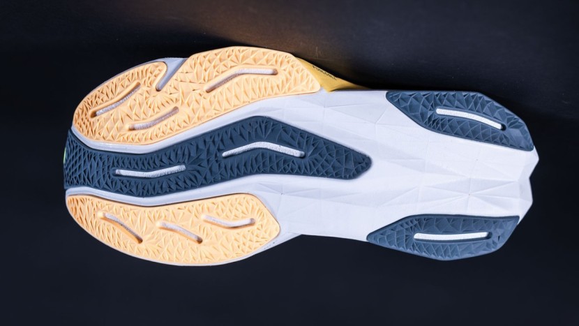 New Balance FuelCell Rebel v4 photo comparison