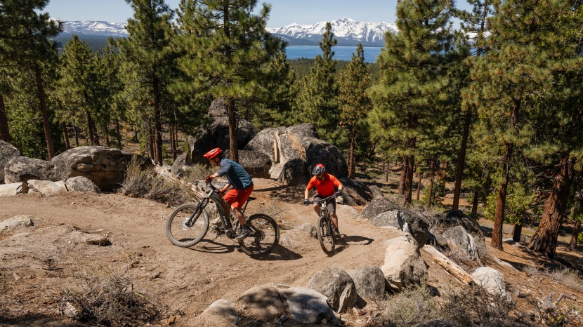 aventon ramblas - the ramblas ascends like a caffeinated goat; the ride up is thrilling.