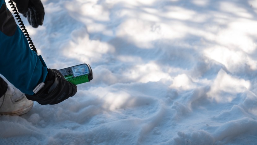 avalanche beacon - even if pro-level beacons beat it out in multi-burial scenarios, the...