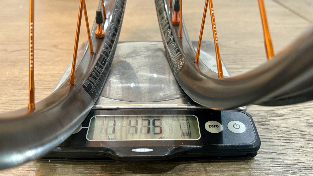 industry nine solix m tr300/290 - 1475 grams with tape and valves! that&#039;s a full pound lighter than...