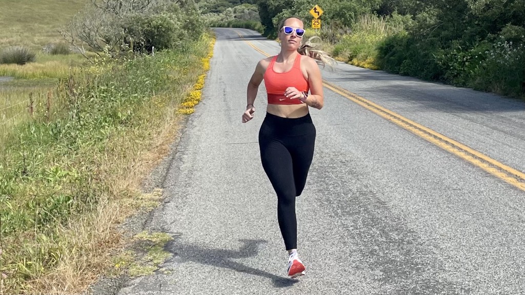 saucony endorphin speed 4 for women - the nylon plate helps provide responsiveness without creating a...