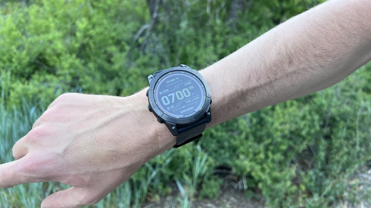 Garmin Enduro 2 Review (The Garmin Enduro 2 is a high performing GPS watch. It's great for expedition use or serious athletes.)