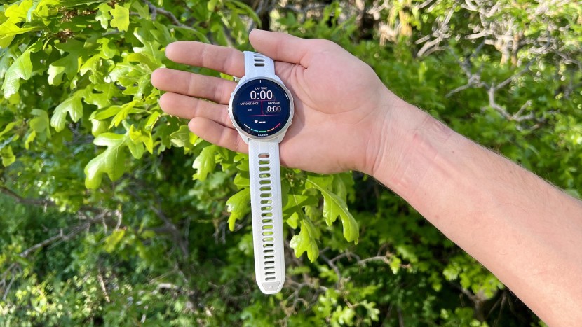 garmin forerunner 965 - the garmin forerunner 965 is an excellent running companion because...