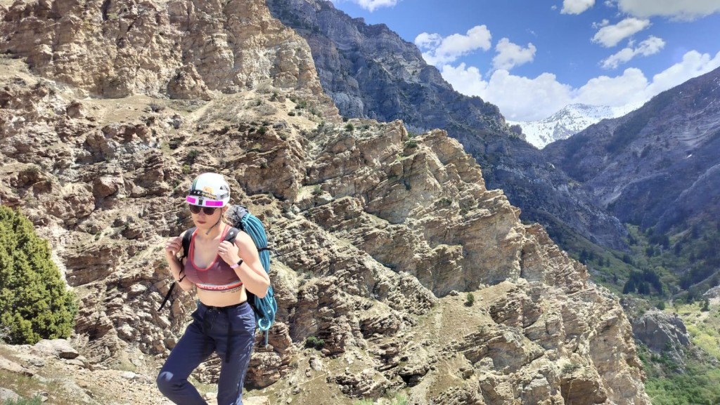 ortovox 185 rock n' wool - 100% merino is 100% mountain woman approved. wool acts as a base...