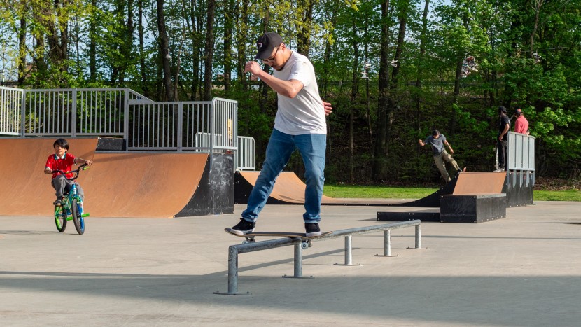 skate shoes - the suede upper of the emerica pillar mid meant sweaty feet, but its...