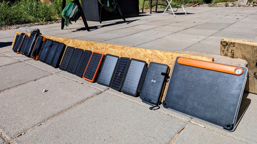 solar power bank - all the solar panels with an integrated battery performed better...