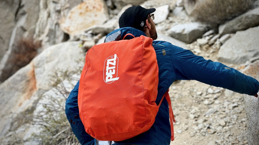 rope bag - the petzl kliff is a great option for those looking for a versatile...