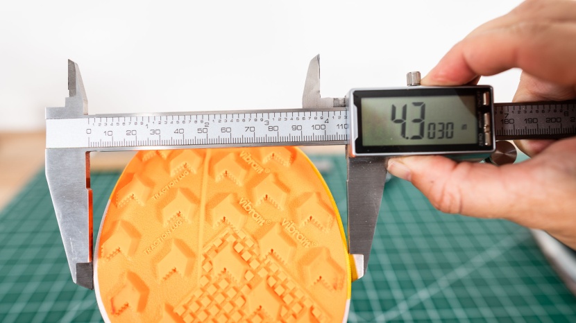 nike ultrafly for women - the shape of the ultrafly&#039;s lugs is bitey but at 2.5mm deep, they...