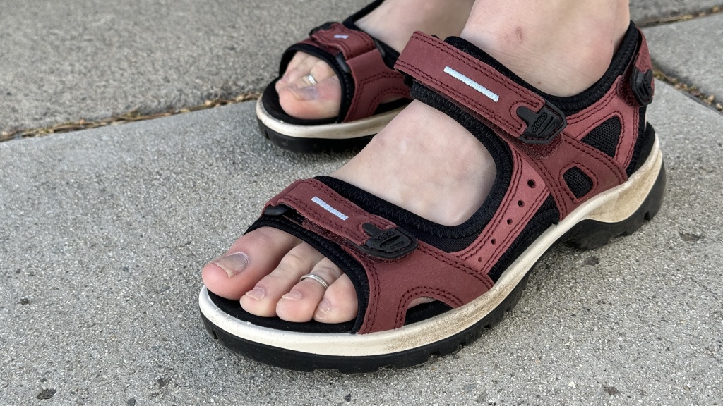 Ecco sandals reviews on sale