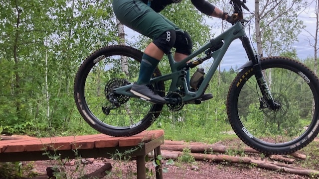 mountain bike flat pedals - high impact drops and jumps test a pedal&#039;s grip and traction.