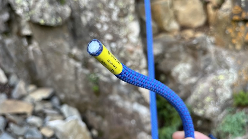 sterling aero 9.2 xeros - at 56 grams per meter for a 9.2-millimeter diameter rope, the...