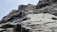 Rappelling down a 4-pitch route with the Beal Joker.