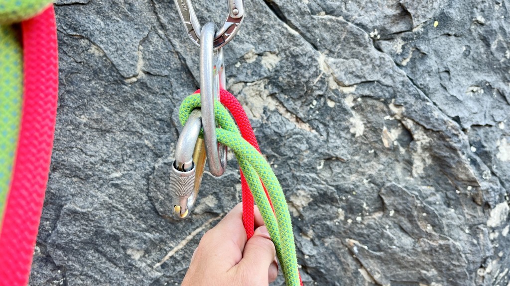 climbing rope - testing the edelrid canary pro dry (red) and beal opera (green) side...