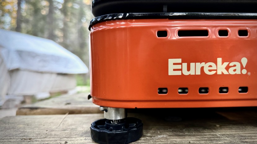 eureka sprk camp grill - this photo not only shows the super cool adjustable legs to better...