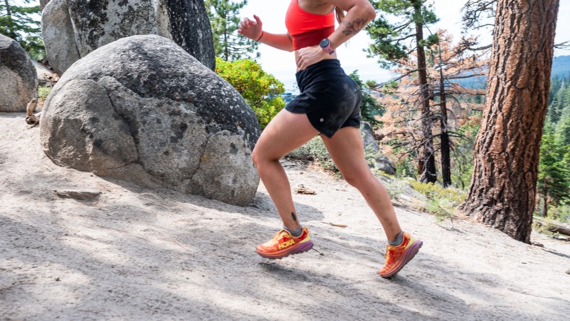 hoka speedgoat 6 for women - the weight distribution of the speedgoat&#039;s 7.57 ounces is balanced...