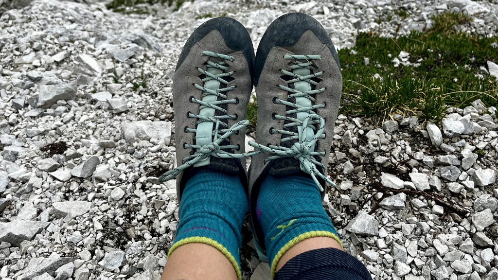 socks women - the darn tough coolmax micro crew offers a nice balance between...