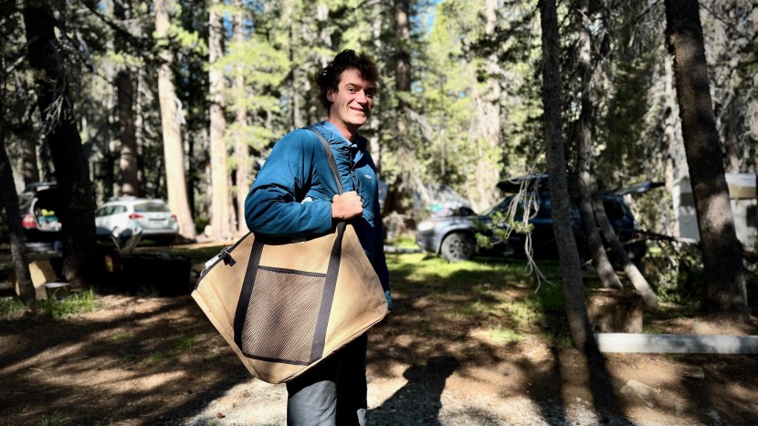 portable grill - mik metzler shows how easy it is to pack the 30+ pound snow peak...