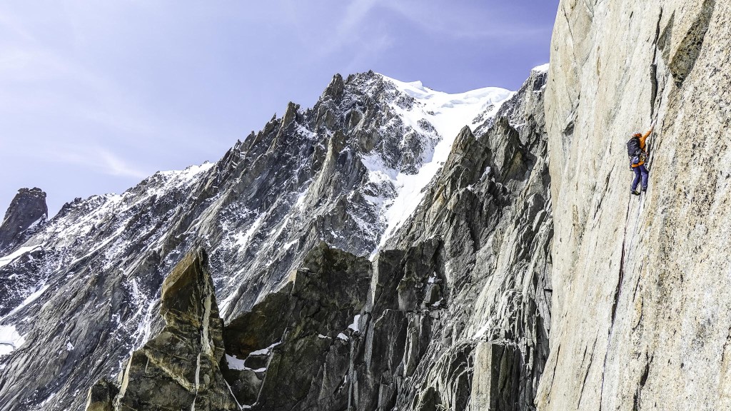 black diamond alpine start hoody - we take gear testing to the next level, spending weeks with each...