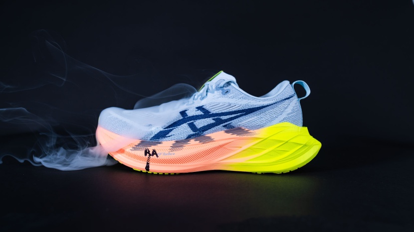 ASICS アシックス SUPERBLAST 2 26cm Asics Unisex Superblast 2 | Marathon Sports