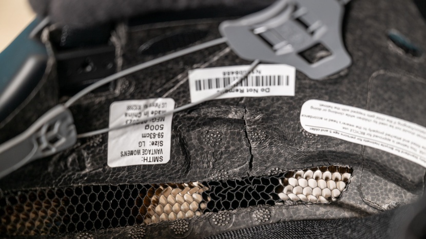 inside of the smith vantage after impact.