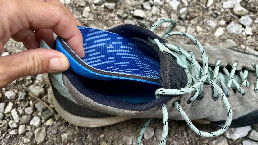 insoles - the powerstep pinnacle insole is pretty low volume and didn&#039;t have a...
