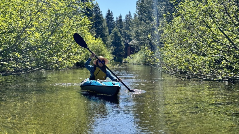 advanced elements advancedframe sport - navigating shallow, narrow channels is no problem in the sport.