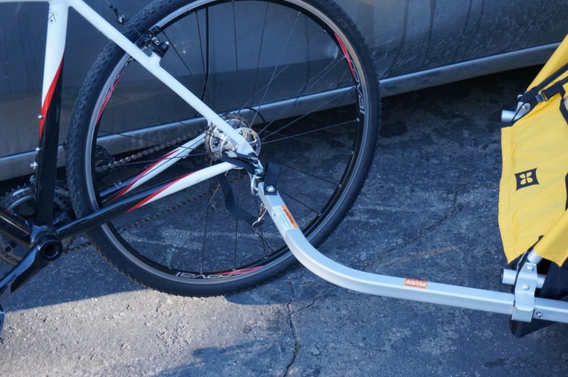 bike trailer attachment