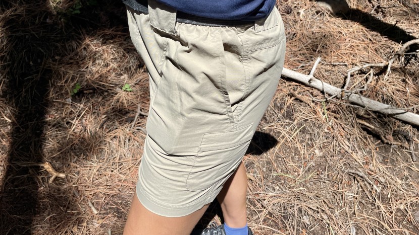 carrying a phone does impede mobility as the fabric isn't so stretchy.