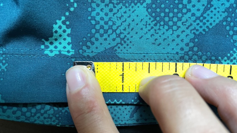 hiking shorts womens - we counted the number of stitches per inch from various places on...