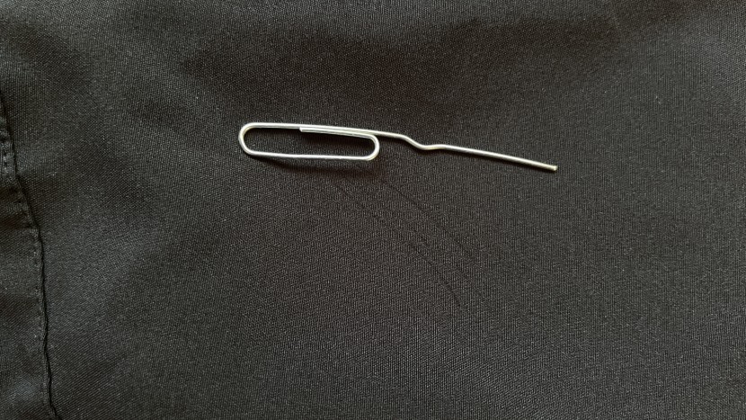 marks were left by the paperclip in our test.