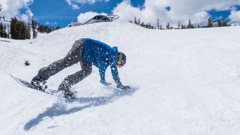 burton high fidelity - an attempt at doing a toe carve into a 360 butter. you can see how...