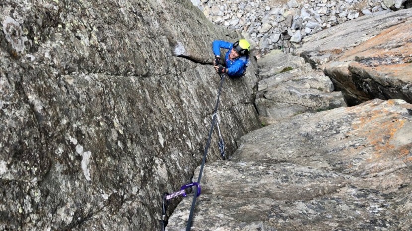 mammut 9.5 crag classic - the mammut 9.5 crag classic is equally at home on single-pitch sport...
