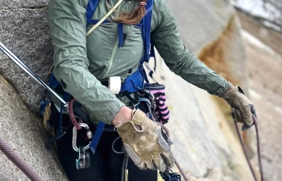 climbing glove - the metolius belay was the perfect choice for rappelling down...