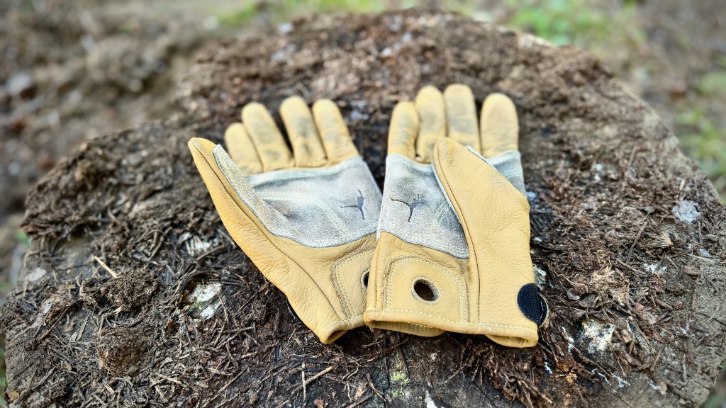 climbing glove - durable and comfortable, the metolius belay glove is among our...