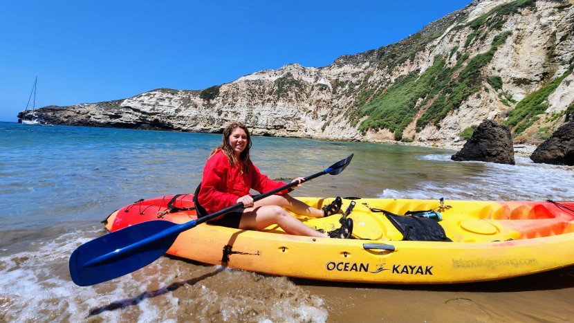 softshell jacket womens - a relaxed fit is perfect for wearing over a jacket or wetsuit when...