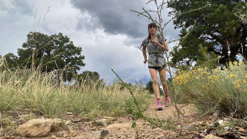 rei co-op flash 22l for women - the flash is a great crossover bag that can be cinched down tight...