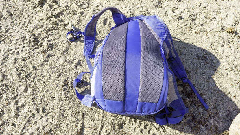 rei co-op flash 22 - the full-length padding offers excellent comfort, but the back isn&#039;t...