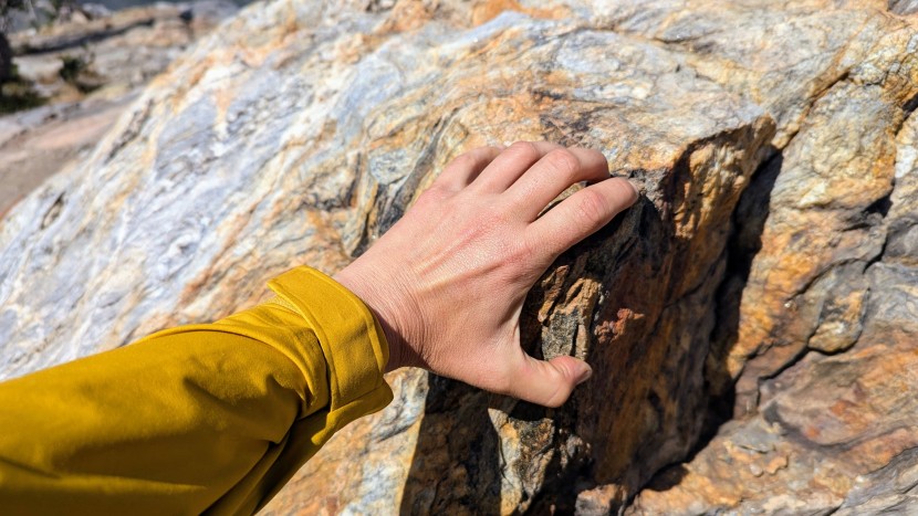 softshell jacket womens - the rab kinetic 2.0&#039;s velcro cuffs give the wrists a comfortable and...