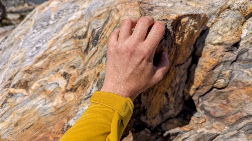 rab kinetic 2.0 for women - the kinetic offers some of our favorite cuffs - the generous bell...