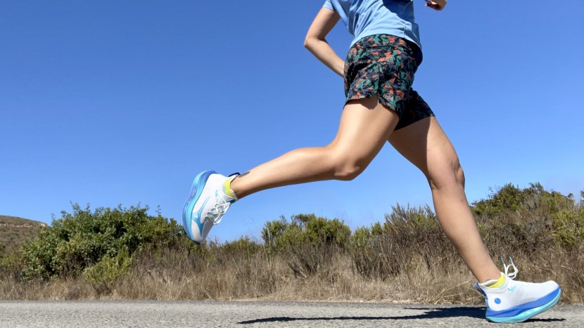 mizuno neo vista for women - a heel striker&#039;s dream, the bounce, cushion, and comfort of the neo...