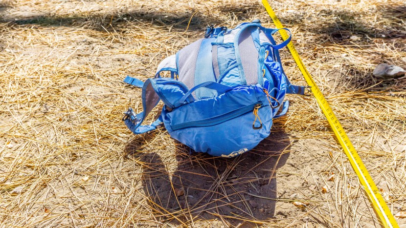 rei co-op flash 22 - after extensive field testing, we performed a standardized drag...