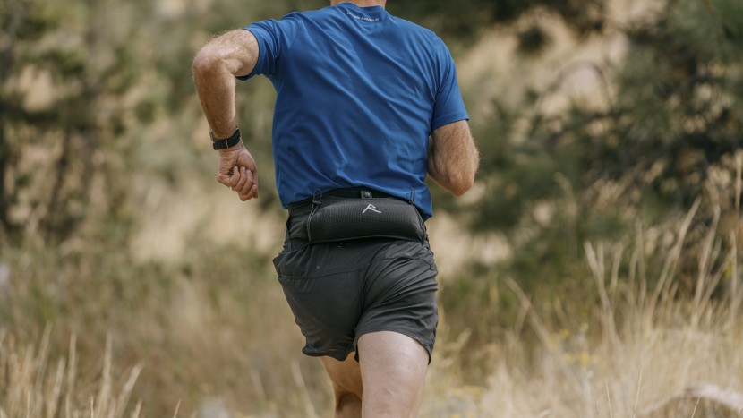 hydration pack for running men - a hydration belt is a great option for runners looking for a...