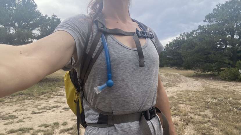rei co-op flash 22l for women - the flash&#039;s sternum strap works well for even the most petite users...
